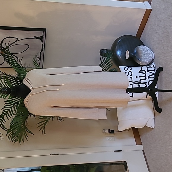 NWT Calvin Klein Sweatshirt Dress - Picture 1 of 7